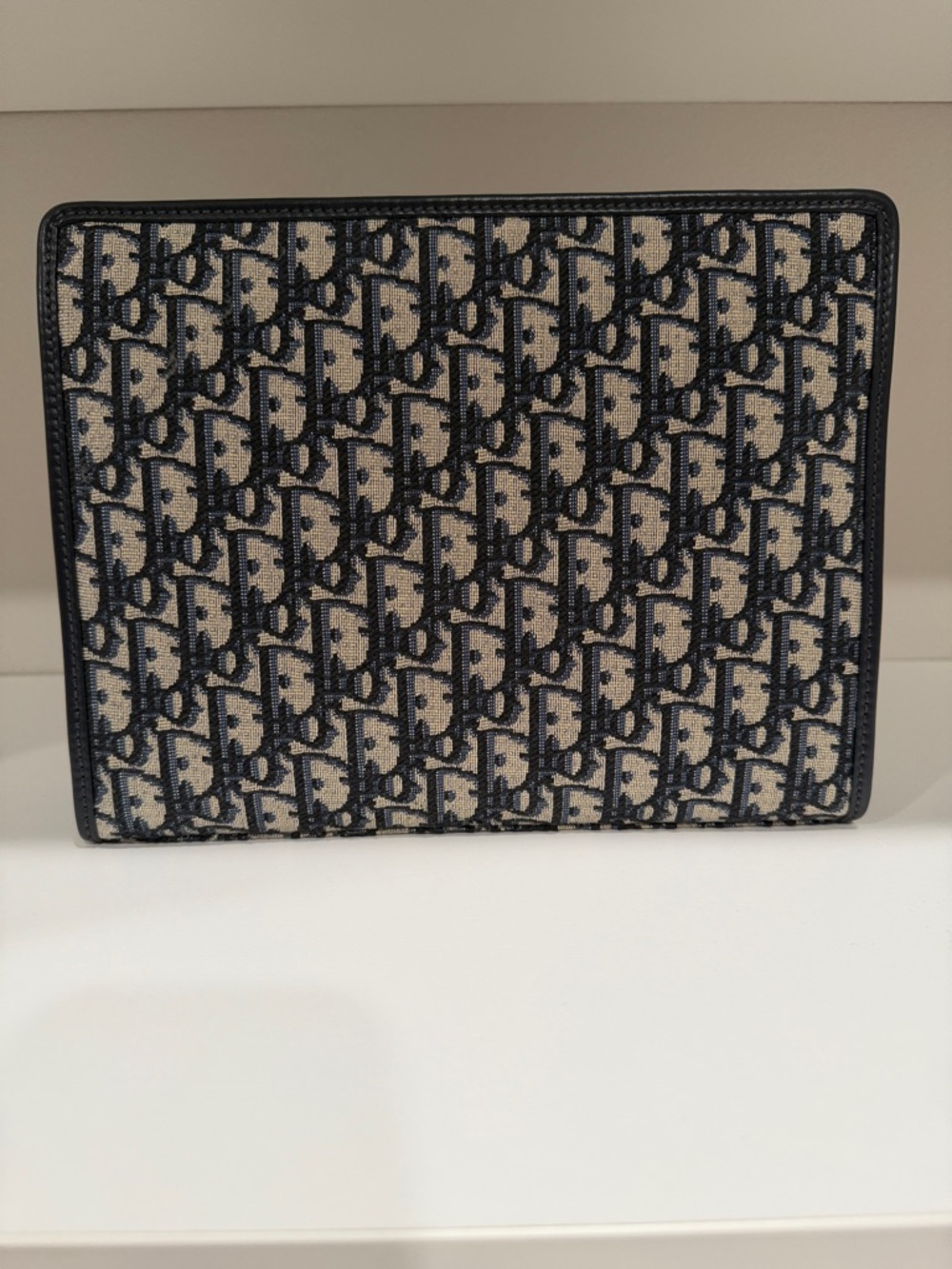 Christian Dior 30 Montaigne Dea Pouch - Picture 2 of 6